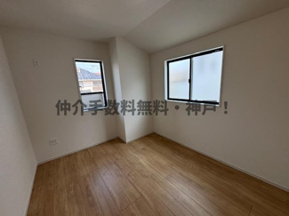 【洋室】 | 神戸市西区竹の台5丁目　新築戸建1号棟　仲介手数料無料！ | 洋室です