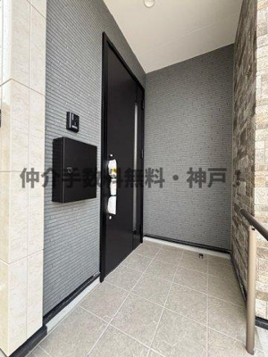 【玄関】 | 神戸市西区竹の台5丁目　新築戸建1号棟　仲介手数料無料！ | ゆったりとした玄関です