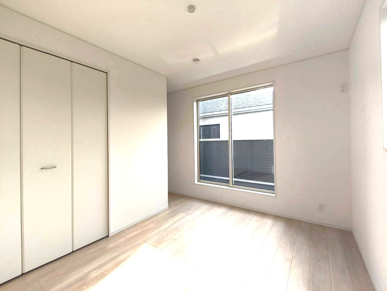 クレイドルガーデン　東区八反田第6　2号棟の洋室|コンパクトで使いやすい洋室です