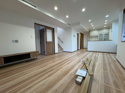 【外観パース】 | 幸小学校徒歩１分！立川市幸町5丁目　新築戸建　【全2棟】