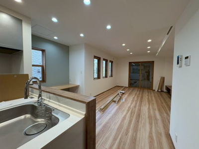 【外観】 | 幸小学校徒歩１分！立川市幸町5丁目　新築戸建　【全2棟】