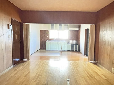 【居間・リビング】 | 鈴鹿市西条３丁目 | ＬＤＫ