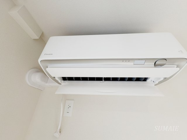 プラネッツの設備|エアコン2基です☆