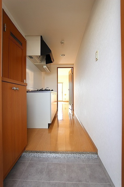 東雲パレスの玄関|落ち着いた玄関です