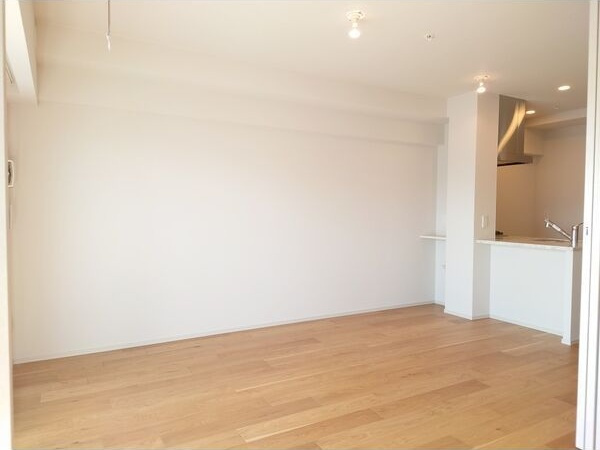 ローレルアイ名駅東の内装