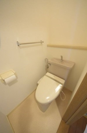 杉並区南荻窪２丁目のアパートのトイレ