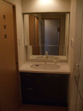 【独立洗面台】 | ルーブル中野沼袋弐番館 | 嬉しい独立洗面台付き。