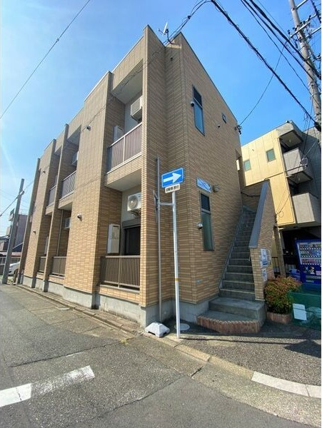 ストロベリーキャンドルの外観