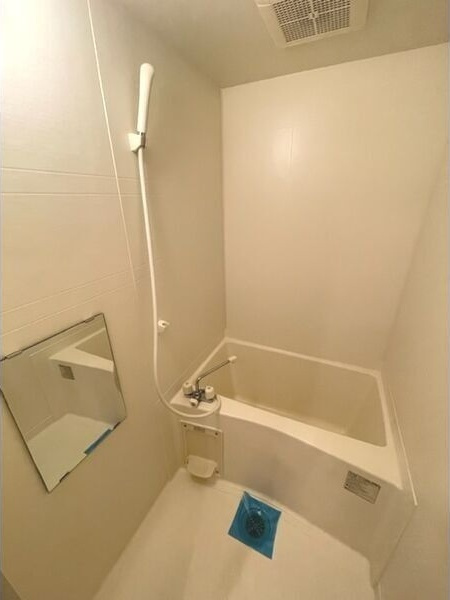 ストロベリーキャンドルの浴室