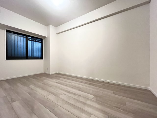 ライオンズガーデン枚方の洋室