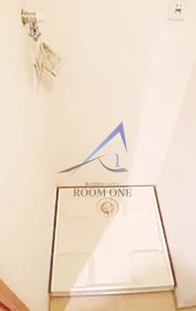 パラドール両国の設備|洗濯機置き場です。