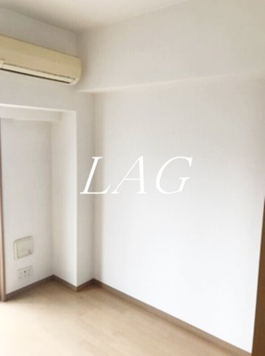 【居間・リビング】 | ＡＲＴＥＳＳＩＭＯＡＱＵＡＬＩＮＫＶＩＳＴＡ | 洋室のお部屋です。