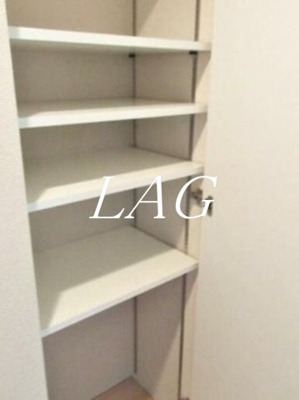 【収納】 | ブランシェ洗足 | シューズボックスです。