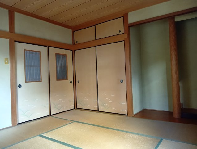 【和室】 | 藤沢台５丁目 戸建 | 1階和室8帖