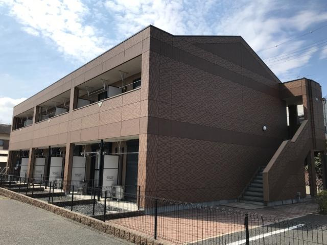 【外観】 | ゴールド・クレスト | 外観写真（昼）