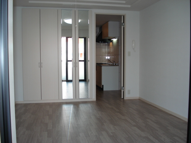 【洋室】 | ゴールド・クレスト | 洋室