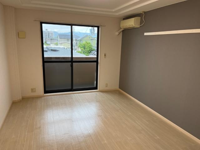 【寝室】 | ゴールド・クレスト