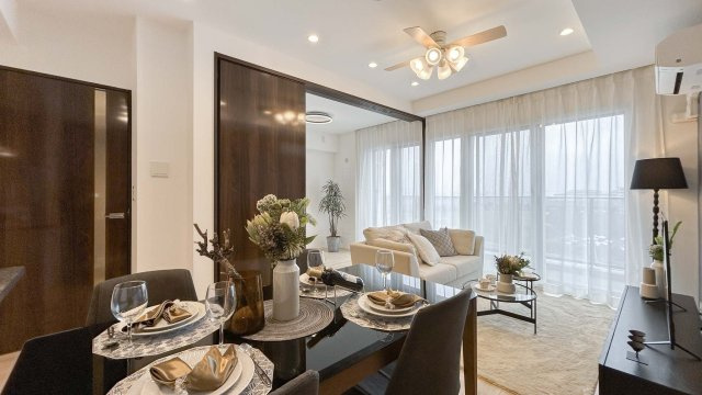 シティタワーズ東京ベイ　セントラルタワーの居間・リビング|こちらの居間で趣味の時間をお楽しみください