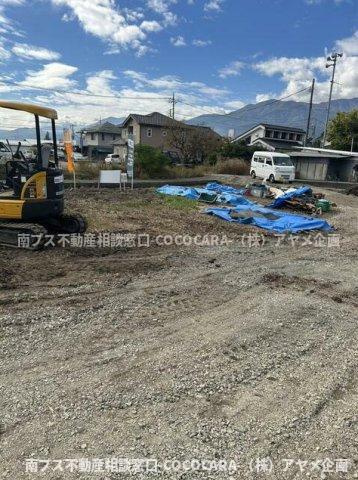 南アルプス市古市場の売地の外観