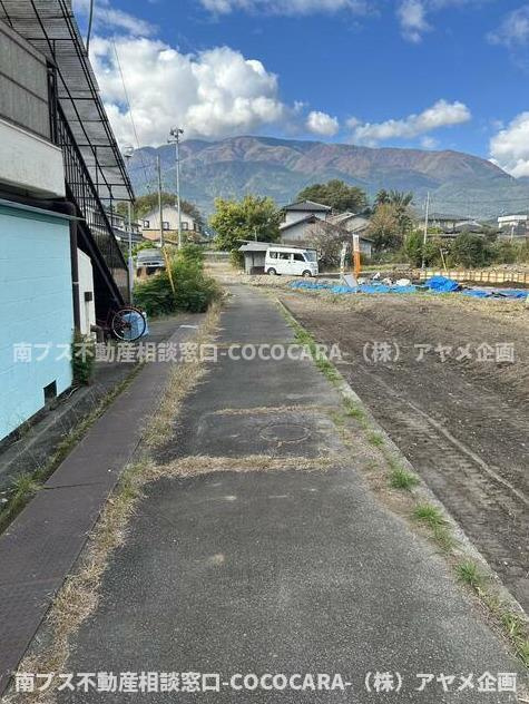 南アルプス市古市場の売地の外観|接道は工事後、幅員４ｍになります