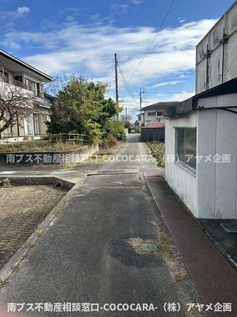 南アルプス市古市場の売地の周辺|接道は工事後、幅員４ｍになります