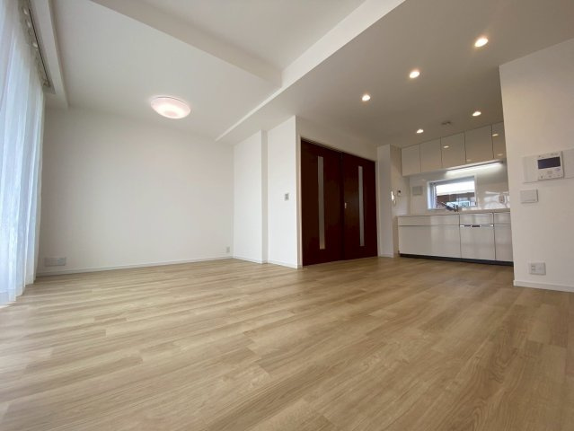 クイーンズフィールドひばりが丘ガーデンテの居間・リビング|おしゃれなリビングです