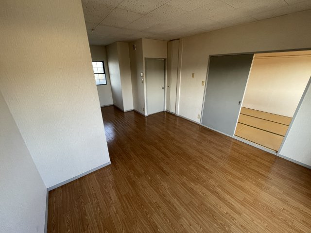 リサーチハイツの洋室