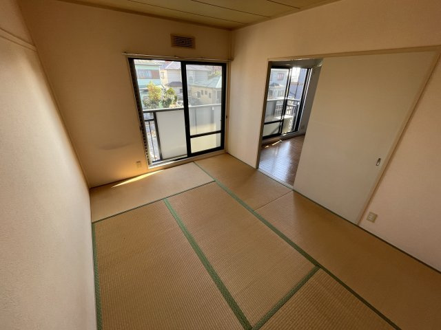 リサーチハイツの和室