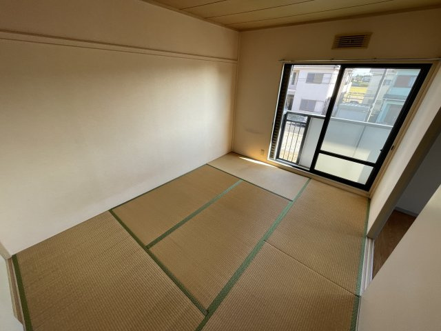 リサーチハイツの和室
