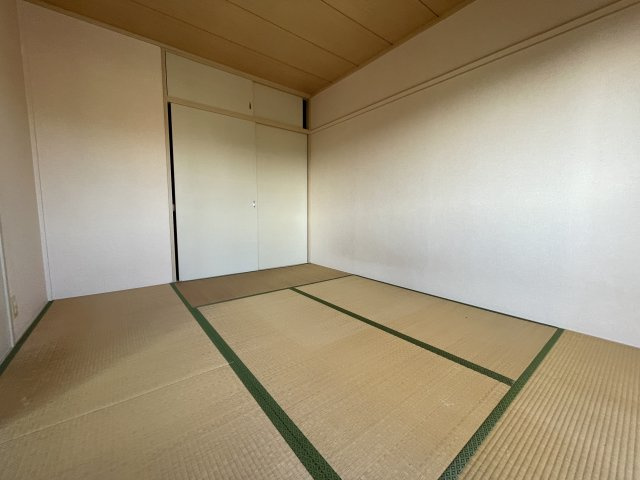 リサーチハイツの和室