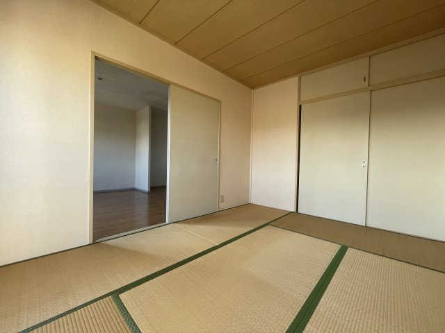 リサーチハイツの和室