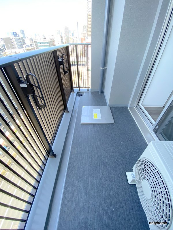 アーバネックス難波WEST 仲介手数料無料のバルコニー