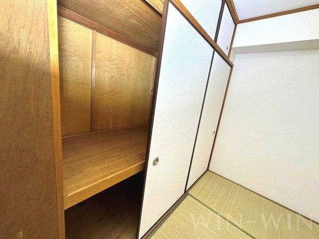 ラフィーネ草間の収納