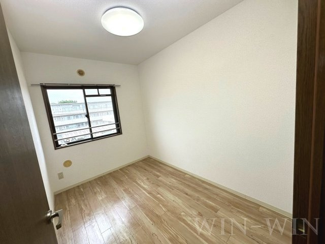 ラフィーネ草間の寝室