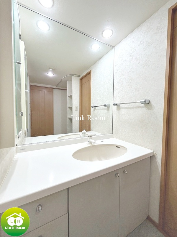 ルネ・ベイグランデ門前仲町の洗面所