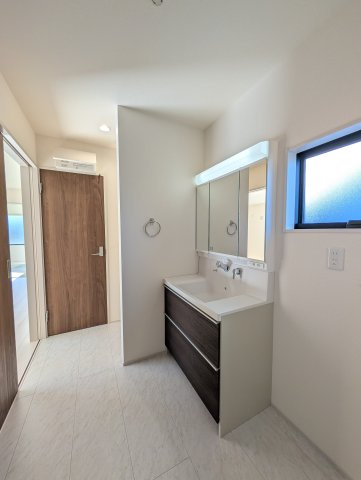 【独立洗面台】 | リーブルガーデン.S高崎市第5寺尾町ー②