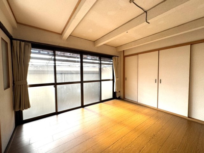 【洋室】 | 紫野上築山町貸家