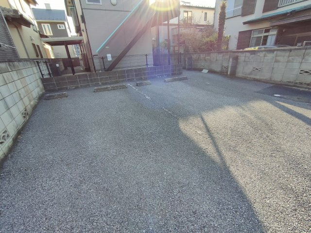 コトー谷津の駐車場