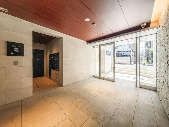 ハーモニーレジデンス文京千石のエントランス