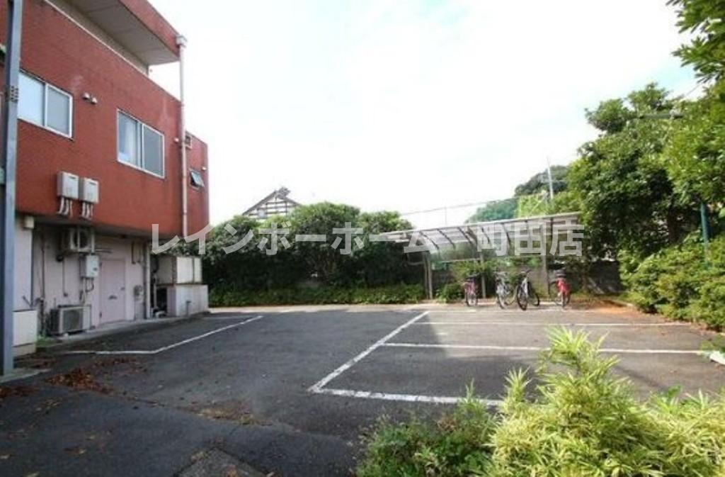 エーエスビル※初期費用分割あと払いサービス利用可能物件の駐車場