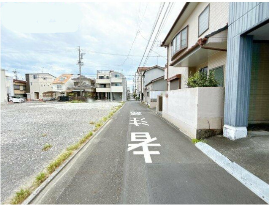 売新築戸建　静岡市葵区田町6丁目の前面道路含む現地写真