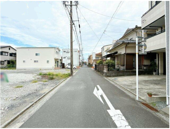 売新築戸建　静岡市葵区田町6丁目の前面道路含む現地写真