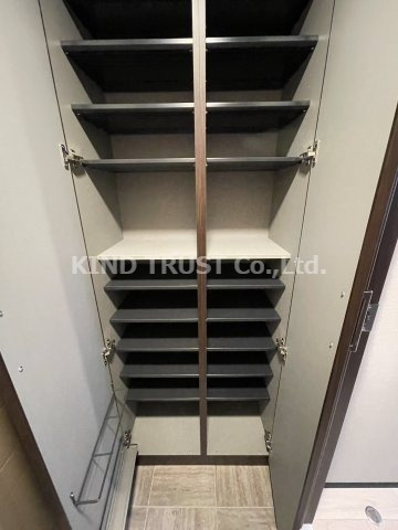 ブエナビスタ西天満の収納|便利な収納スペースです