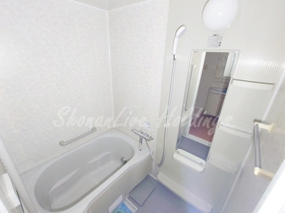 【浴室】 | グランソラール丸の内 | 清潔感のあるお風呂です♪