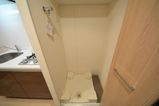 【洗面所】 | プレサンス大阪城公園ネクサス | プレサンス大阪城公園ネクサス　洗濯機置き場