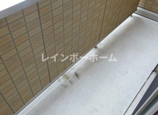 サントミーのバルコニー