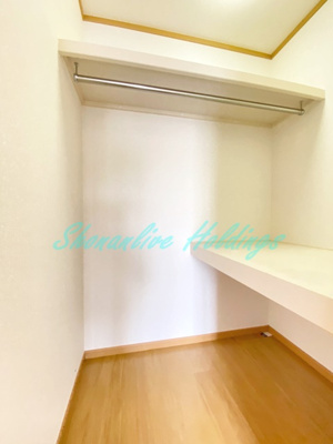 【収納】 | マリソル佐島 | 荷物が多い方におススメのウォークインクローゼット