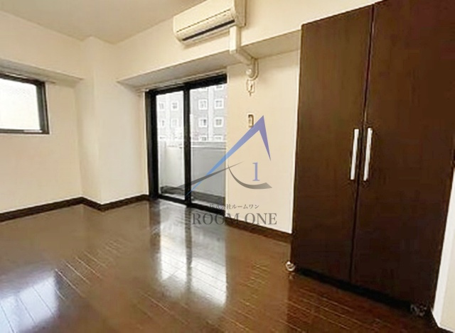 ジーベック門前仲町の居間・リビング|洋室のお部屋です。