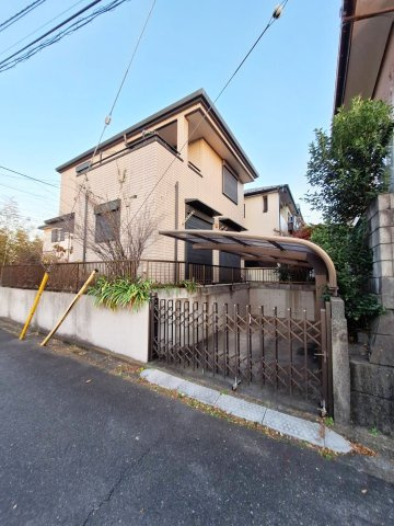 日野南１丁目ヘーベルハウスの駐車場