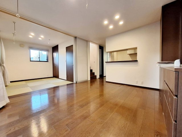 日野南１丁目ヘーベルハウスの居間・リビング